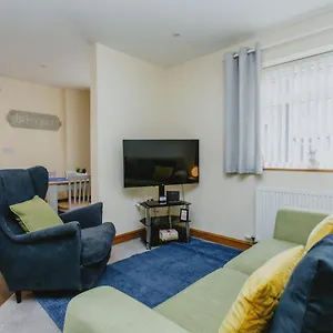  Apartment From 1 King Size Bed Near Hospital & Tennis United Kingdom