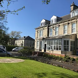 Hotel The Clifton, Newcastle upon Tyne
